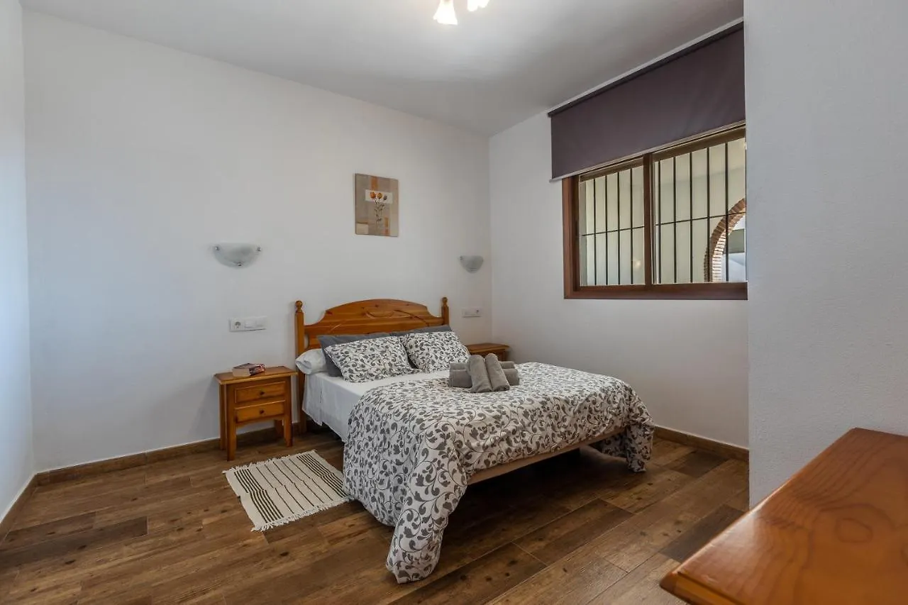 La Casa Luz Alltarifa Bolonia Holiday home
